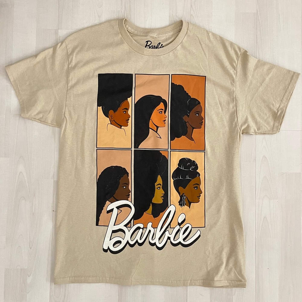 LIMITED EDITION SOLD OUT BARBIE GIRLS SPLIT BARBIE TEE💖💁🏽‍♀️🎀